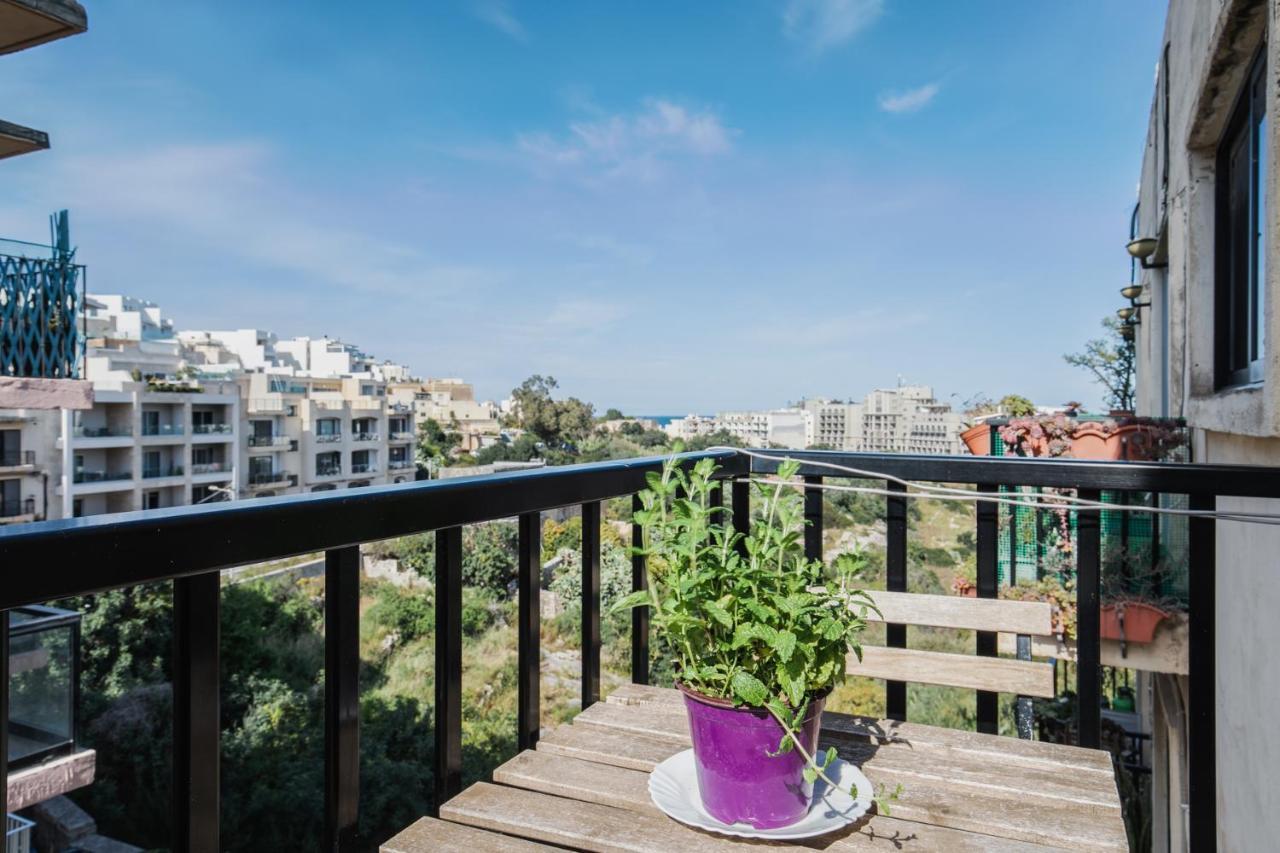 Stylish 3 Bedroom Apartment - St. Julians - 5 Mins From Balluta Bay Saint Julian's 외부 사진