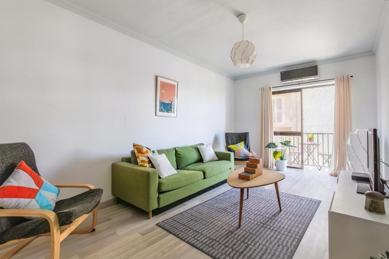 Stylish 3 Bedroom Apartment - St. Julians - 5 Mins From Balluta Bay Saint Julian's 외부 사진